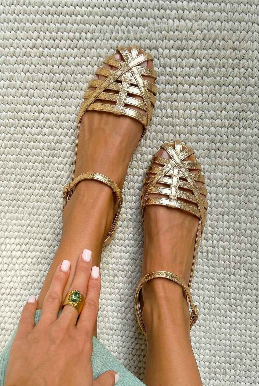 Demi | Closed-Toe Ankle-Strap Sandal