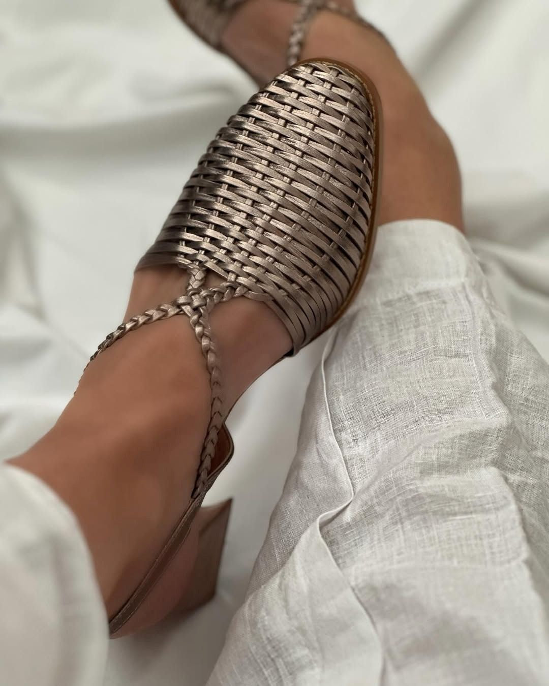 Summer | Pointed-Toe Block Heel Pump