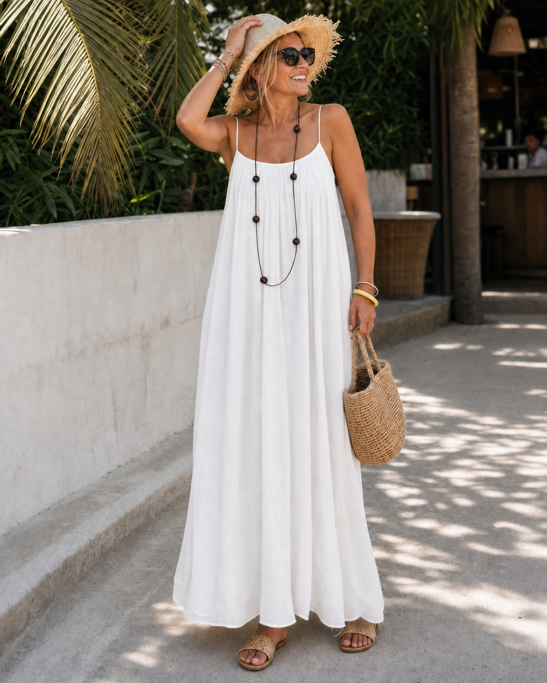 Amener | Flowing Sleeveless Strappy Relaxed Midi Dress