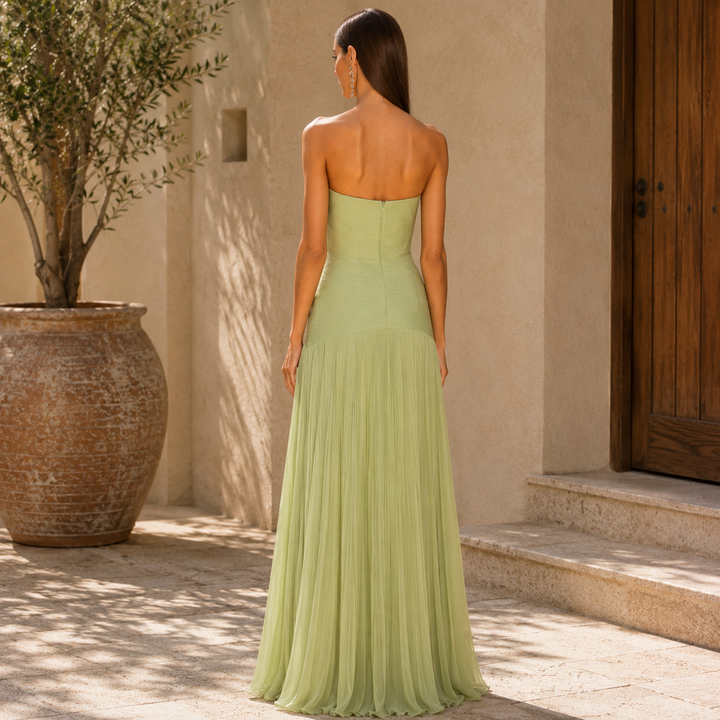 Almudena™ | Delicately Sophisticated, Effortlessly Slimming Elegance