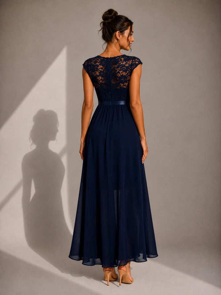 Justyna | A-Line Maxi Dress with Ruffles and Lace