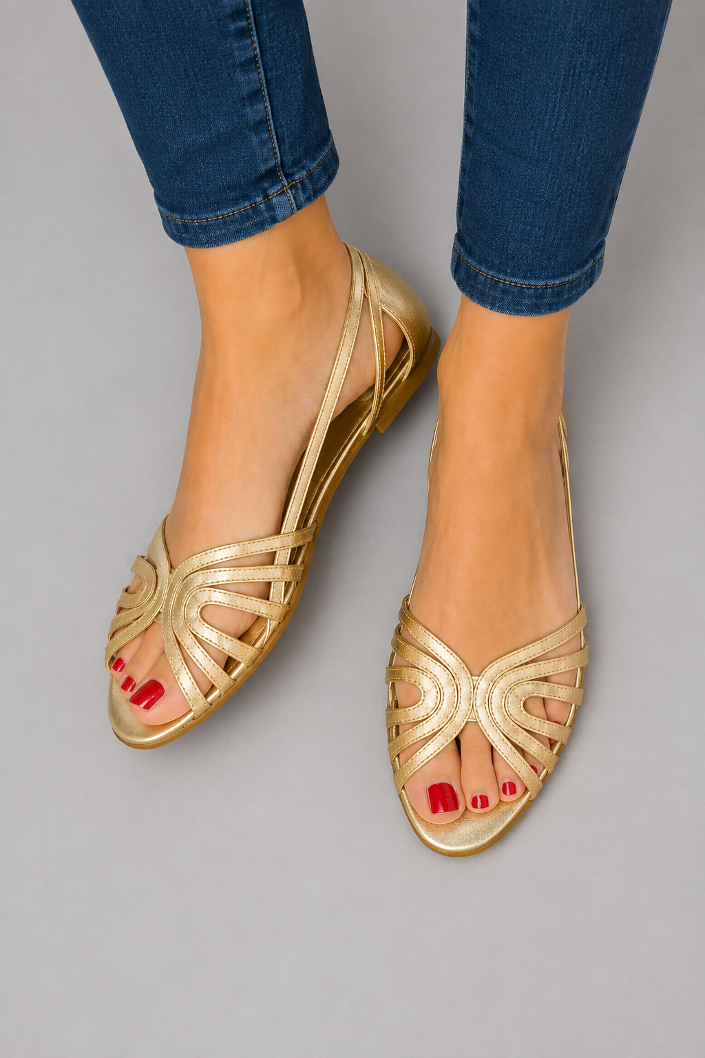 Lauren | Radiant Warm-Weather Sandals
