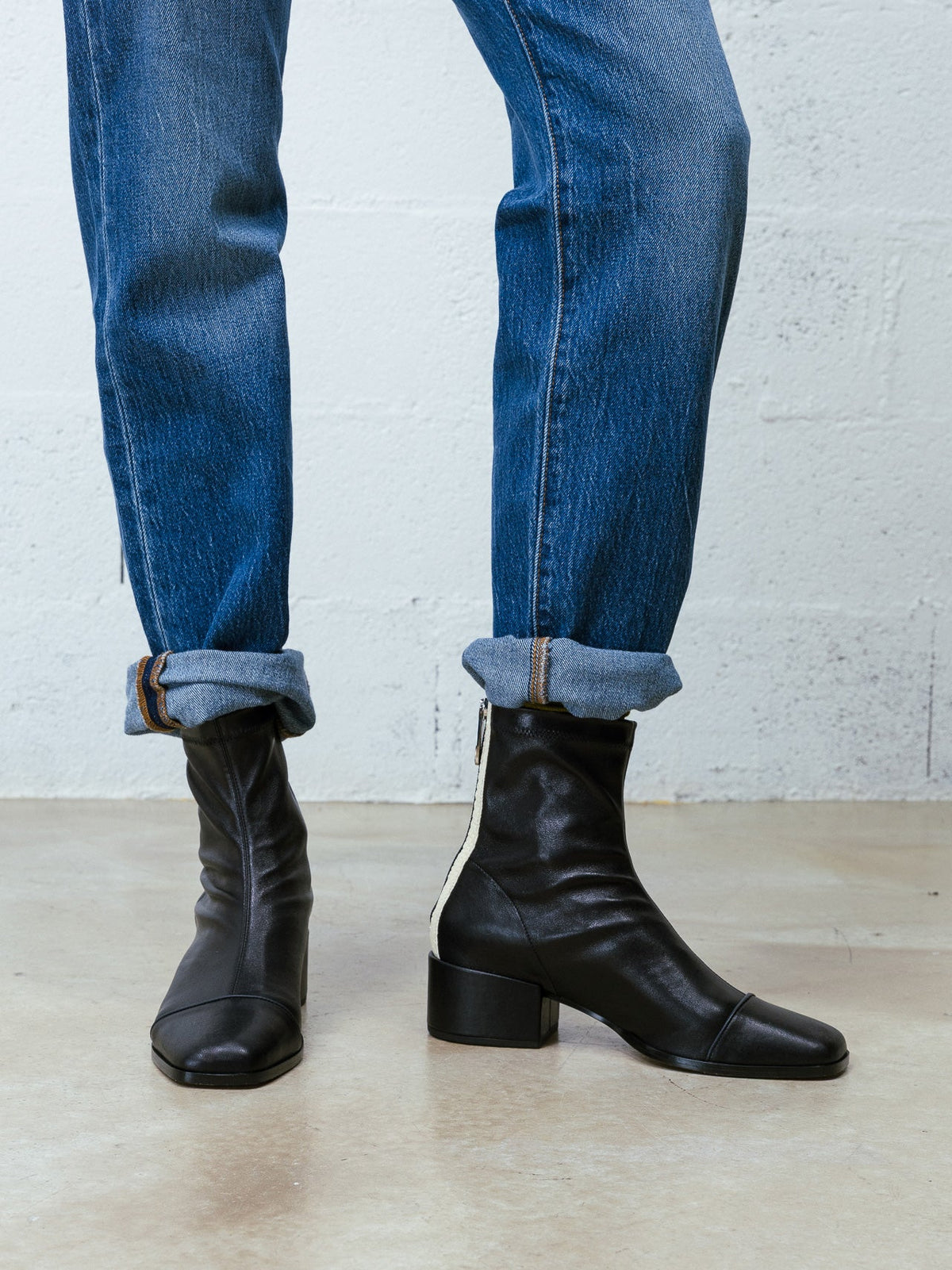 Vivienne | Sleek Block Heel Ankle Boots