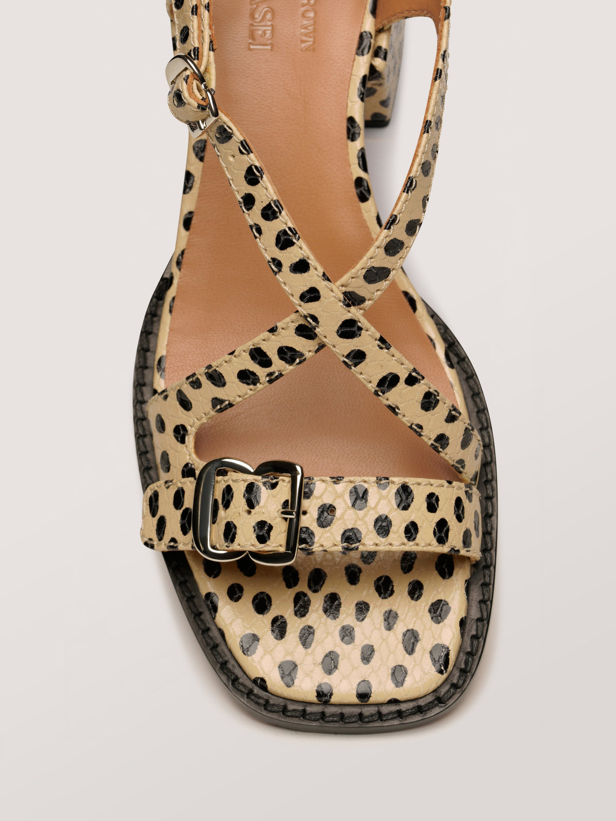 Zelda | Printed Sandals