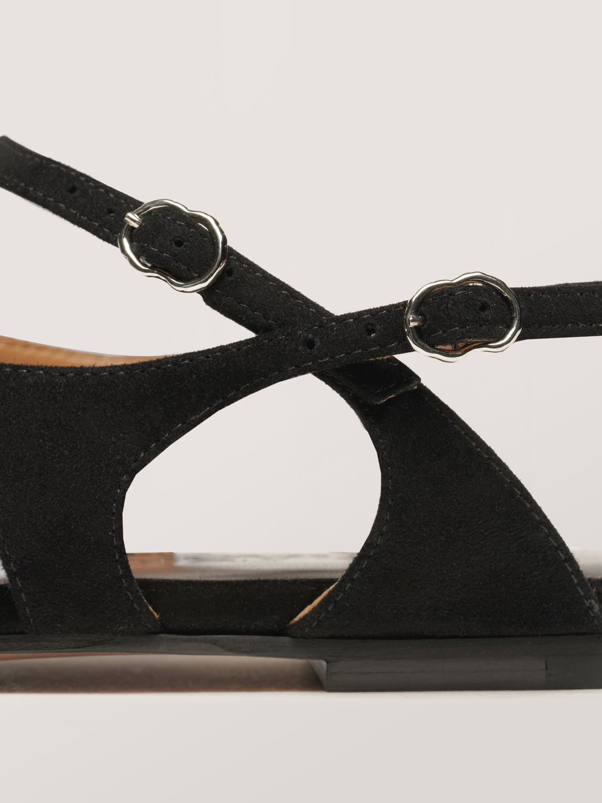 Vera | Flat Suede Sandals