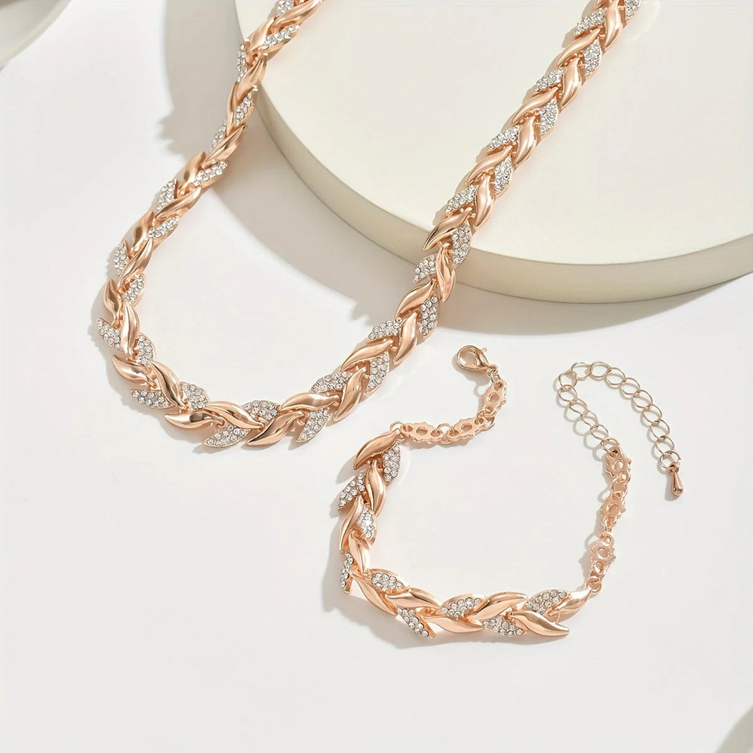 Claudine™ | Handmade Fishtail Pendant Set