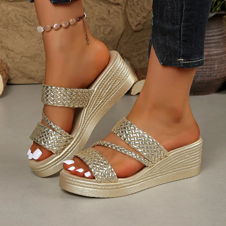 Corinne - Comfortable Platform Sandals